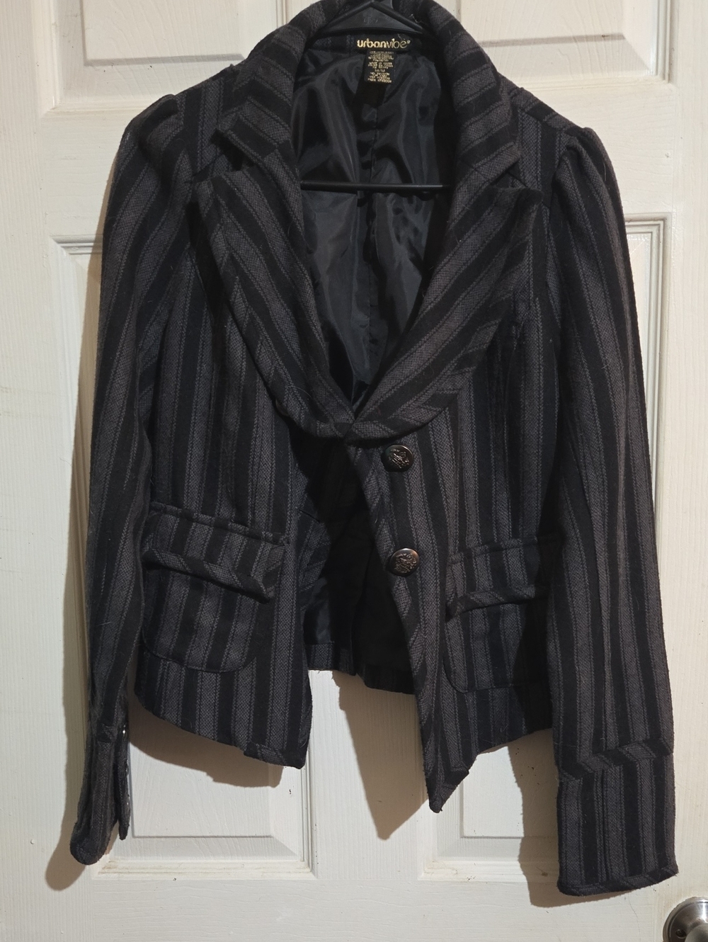 Urban Vibe Women's Black & Gray Striped Tailored Blazer